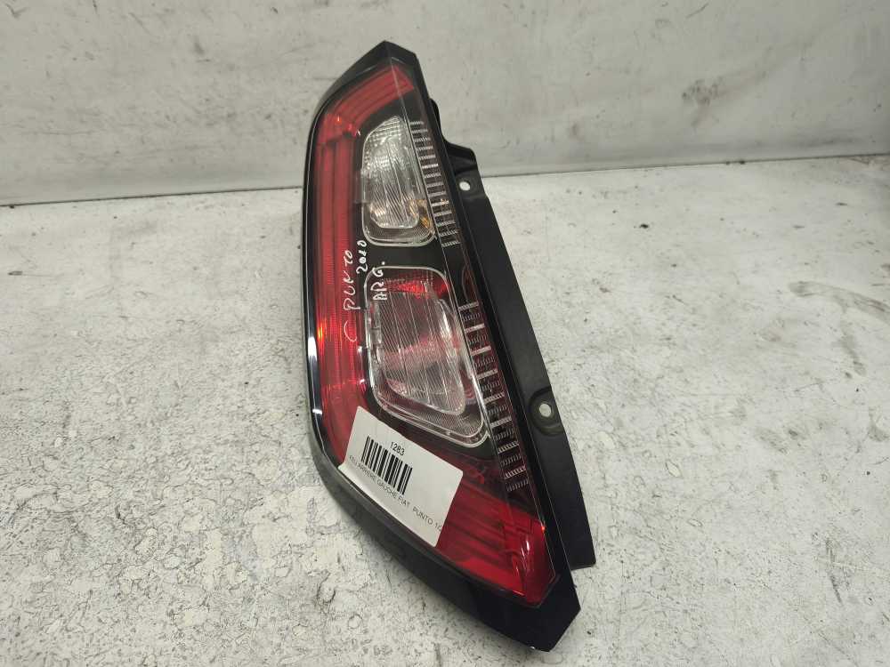 FEU ARRIERE GAUCHE FIAT PUNTO 1/2012+ / PUNTO EVO 11/2009-2012 - Vue 1